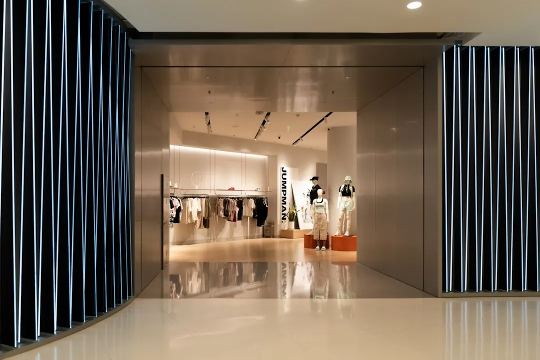 上海广告设计行业观察:品牌视觉升级如何助力实体店提升辨识度正文配图 2