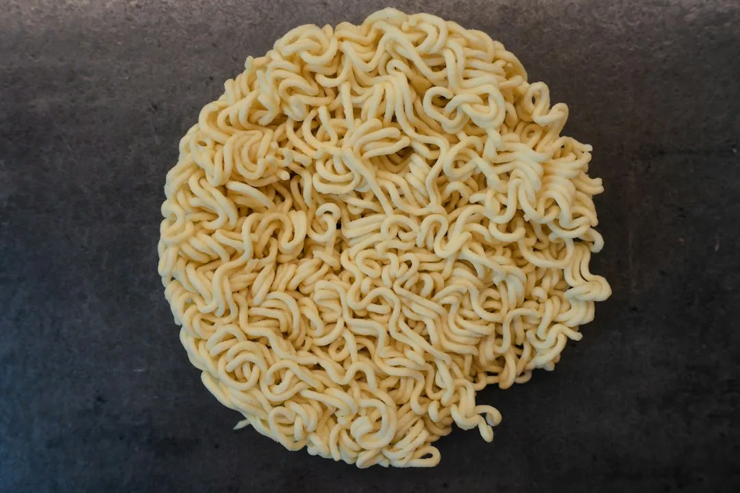 中小企业门店门头招牌设计制作指南:从材质选择到安装落地的完整流程